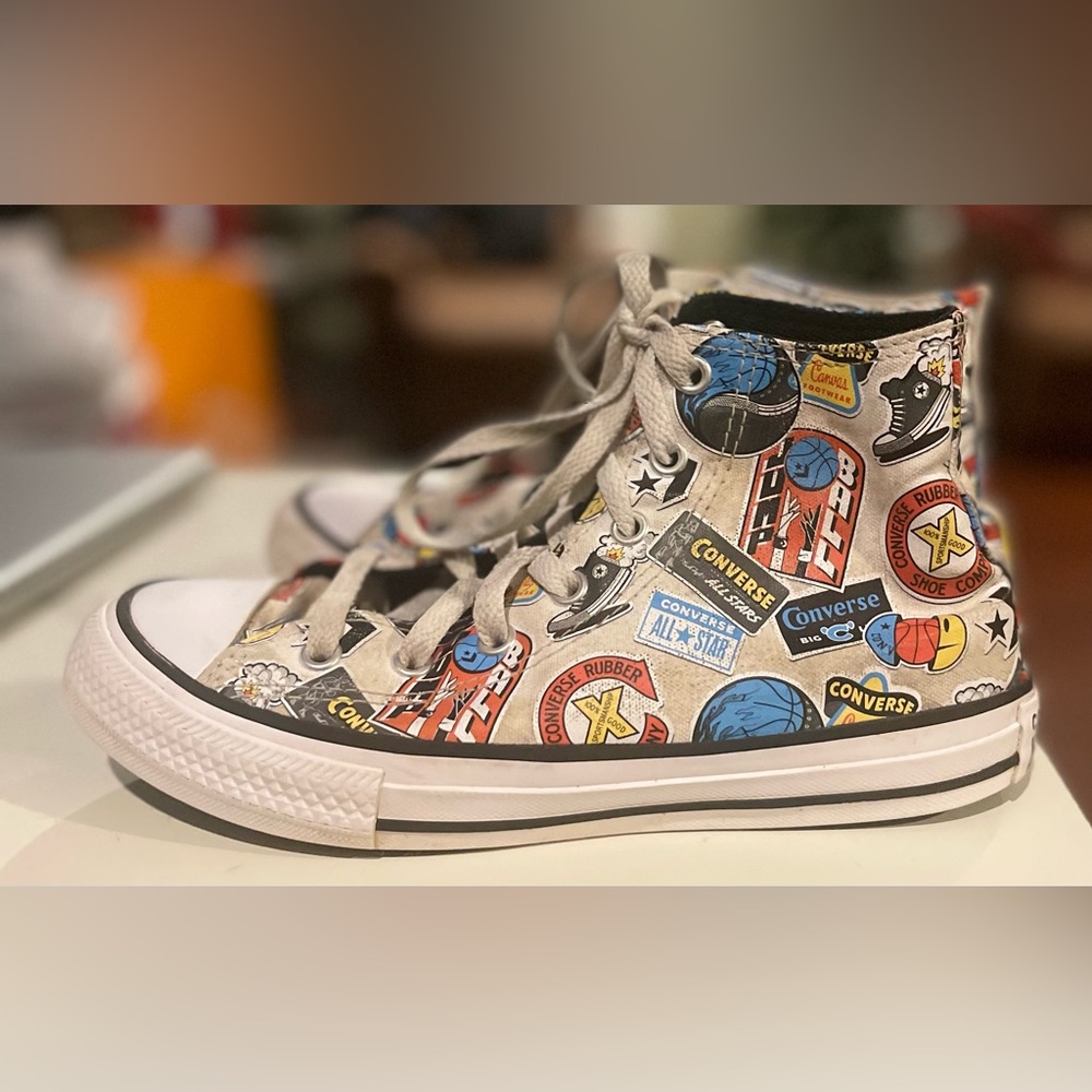 Converse x AllStar Jump Ball Hi Top size 3.5 Junior